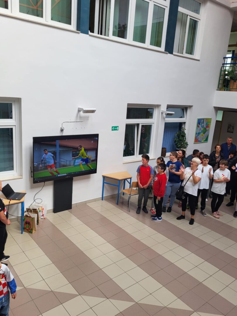 555565256_784220214472058_4414356410970959428_n