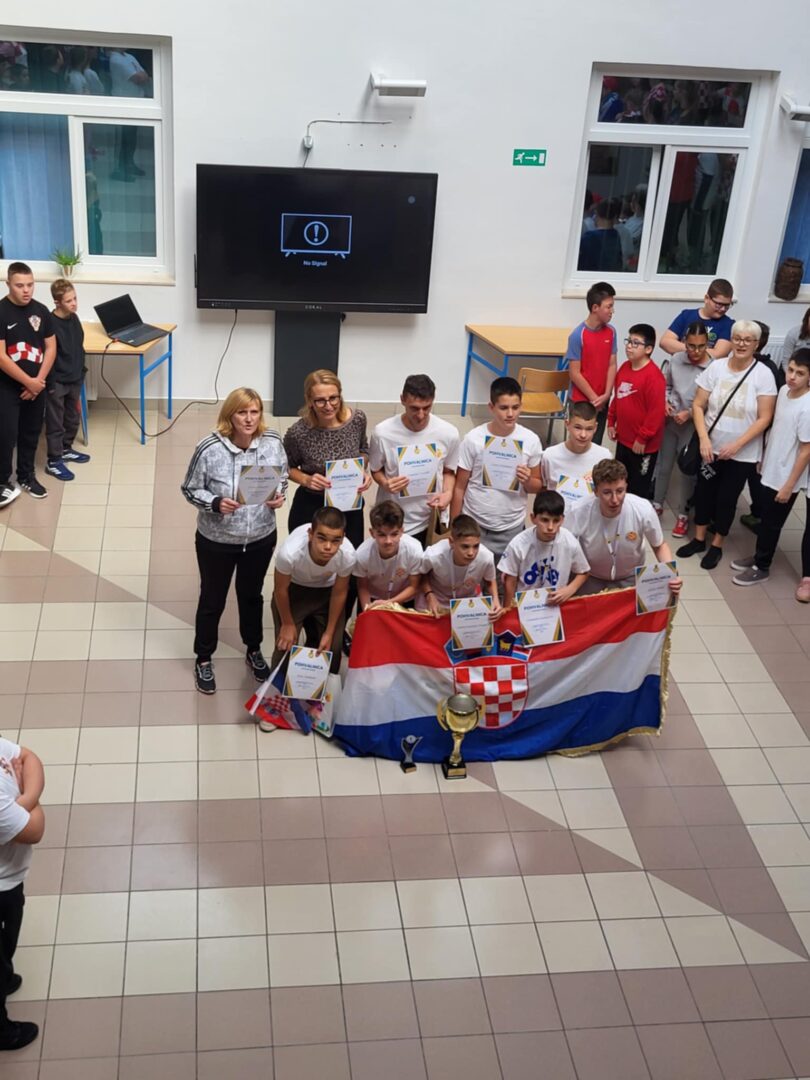 556155319_784220024472077_7584183670713950022_n